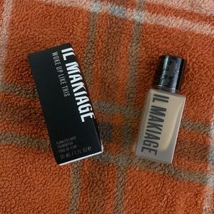 IL Makiage Foundation